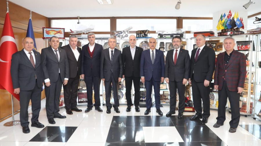 T.C. TARIM VE ORMAN BAKANI VAHİT KİRİŞÇİ, TÜRK-İŞ KONFEDERASYONU ZİYARET ETTİ