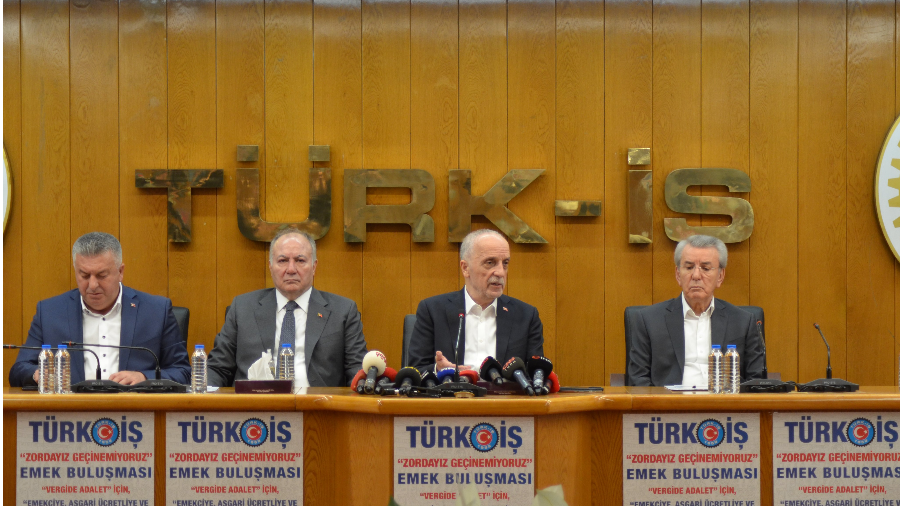 TÜRK-İŞ Genel Başkanı Ergün Atalay Basın Mensuplarıyla Bir Araya Geldi