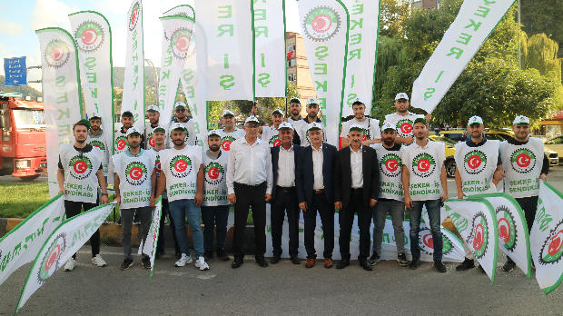 Konfederasyonumuz TÜRK-İŞ’in “Zordayız Geçinemiyoruz” Mitingi Zonguldak’ta Gerçekleştirildi.